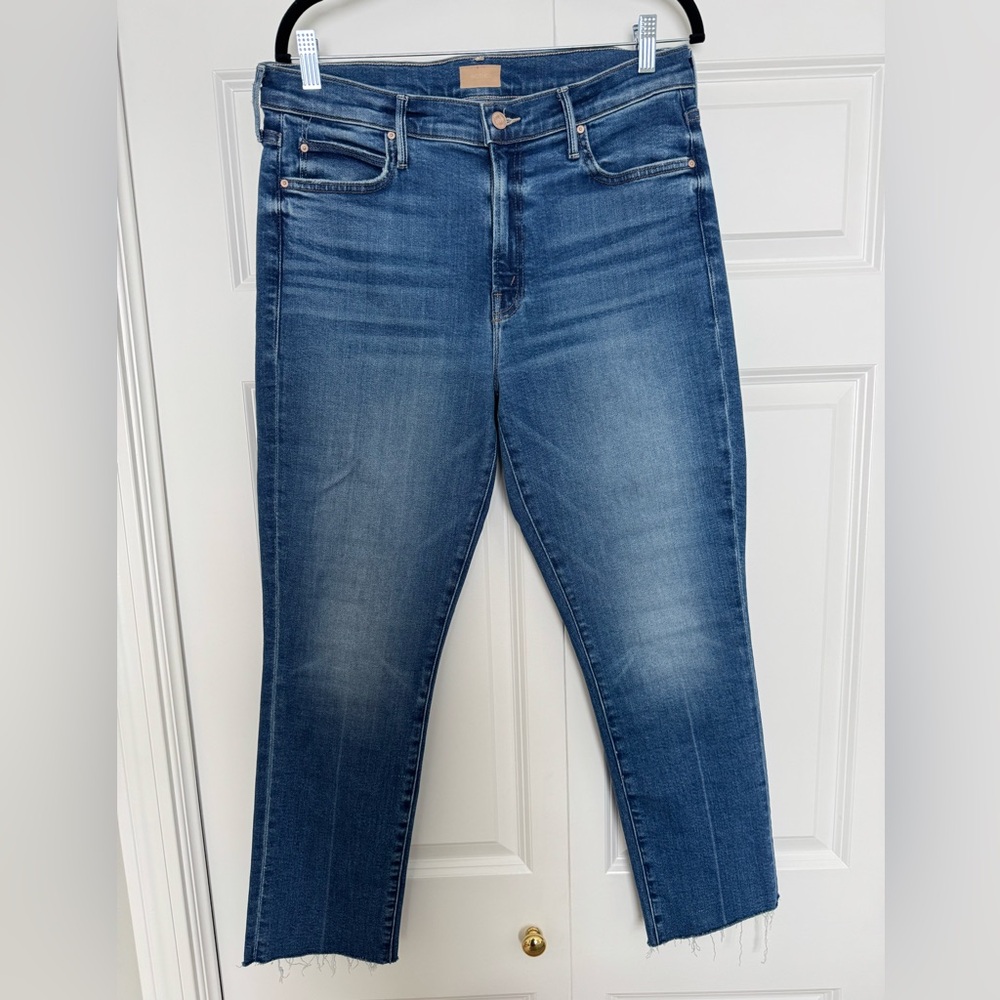 MOTHER Straight Leg Cropped Jeans in Classic Blue BRAND NEW